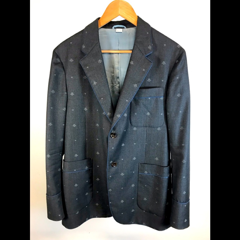 Gucci Men’s Dark Blue Bees and Hearts Print Wool Jacket Blazer size 48 Regular.
